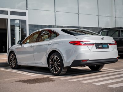 Toyota Camry, 2026
