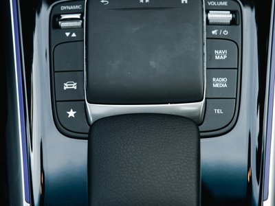 Mercedes-Benz GLB 250, 2022