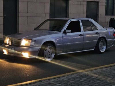 Mercedes-Benz E 320, 1994