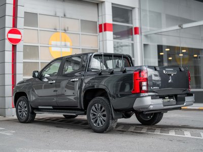 Mitsubishi L200, 2025