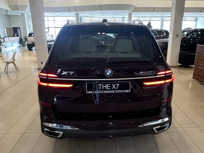BMW X7, 2023