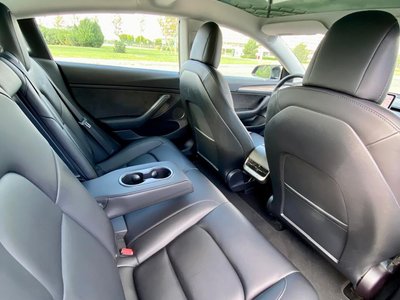 Tesla Model 3, 2021