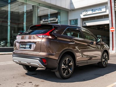 Mitsubishi Eclipse Cross, 2025