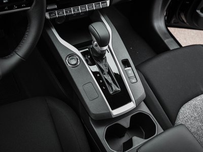 Mitsubishi Outlander Sport, 2025