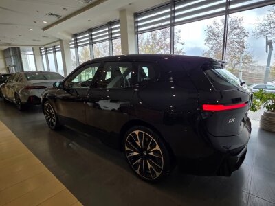 BMW iX xDrive45, 2025
