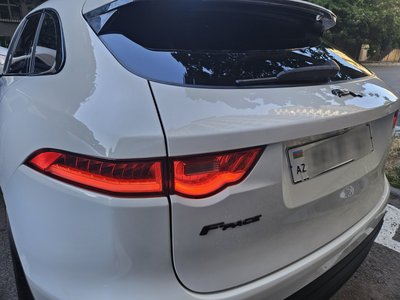 Jaguar F-Pace, 2017
