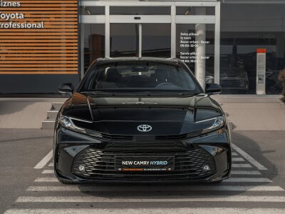 Toyota Camry, 2026