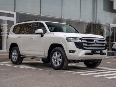 Toyota Land Cruiser, 2026