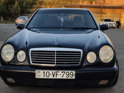 Mercedes-Benz E 200, 1995