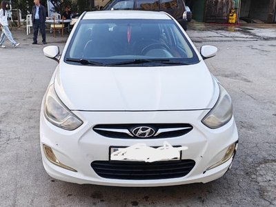 Hyundai Accent, 2013