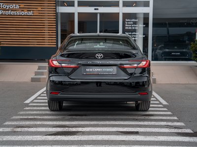 Toyota Camry, 2026