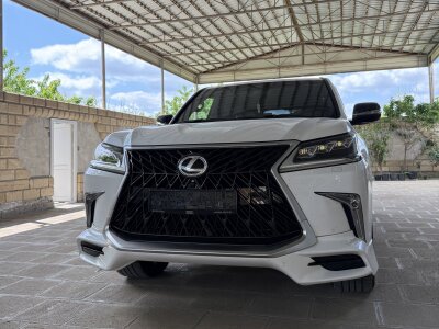 Lexus LX 570, 2017