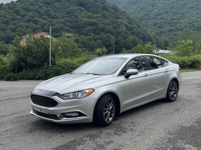 Ford Fusion, 2017
