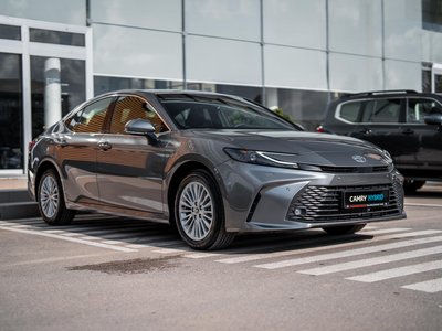 Toyota Camry, 2026