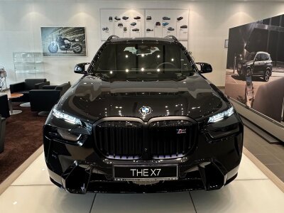 BMW X7, 2025