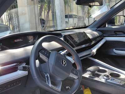 Changan UNI-V, 2025