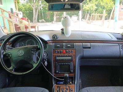 Mercedes-Benz E 220, 2000