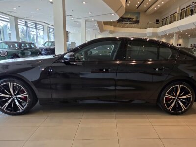 BMW 520, 2025