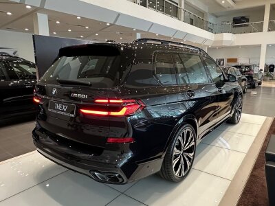 BMW X7, 2025