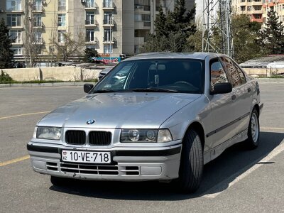 BMW 318, 1991