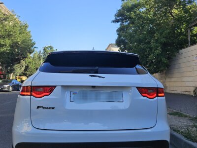 Jaguar F-Pace, 2017