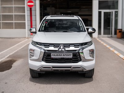 Mitsubishi Pajero Sport, 2025
