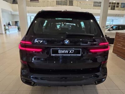 BMW X7, 2025