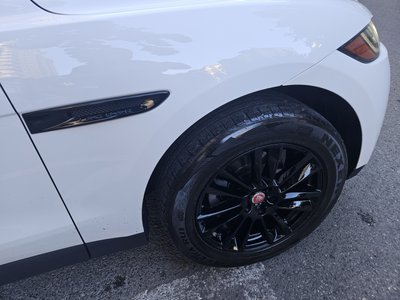 Jaguar F-Pace, 2017