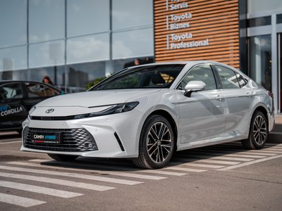 Toyota Camry, 2026