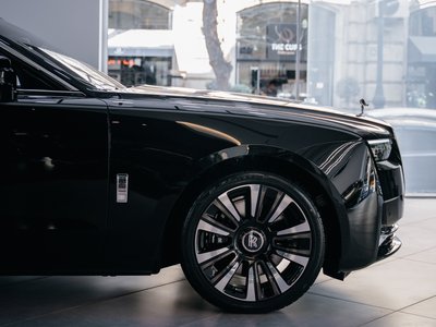 Rolls-Royce Ghost, 2025