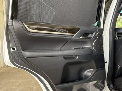 Lexus LX 570, 2017