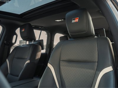 Toyota Land Cruiser, 2026