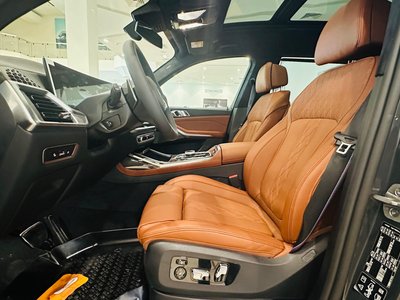 BMW X7, 2025