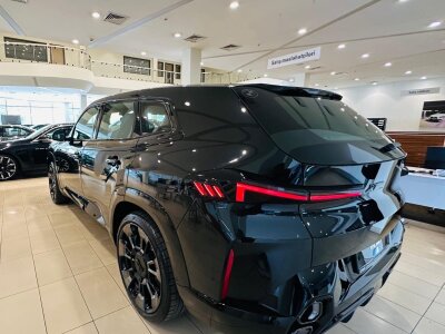 BMW XM, 2025