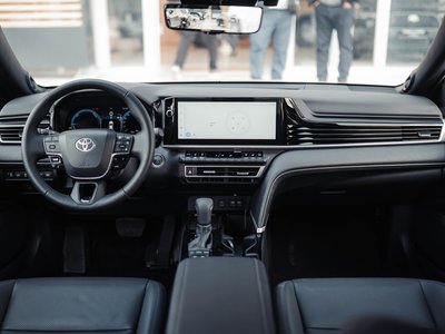 Toyota Camry, 2026