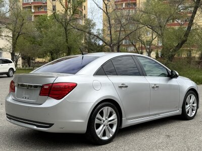 Chevrolet Cruze, 2012