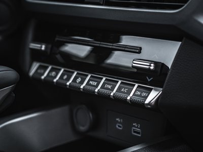 Mitsubishi Outlander Sport, 2025