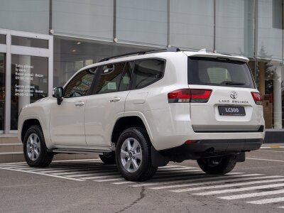 Toyota Land Cruiser, 2026