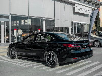 Toyota Camry, 2026