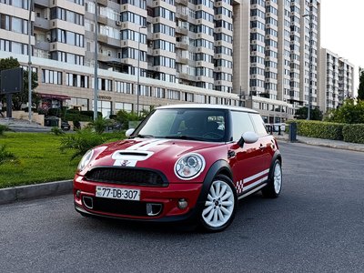 Mini Cooper, 2011