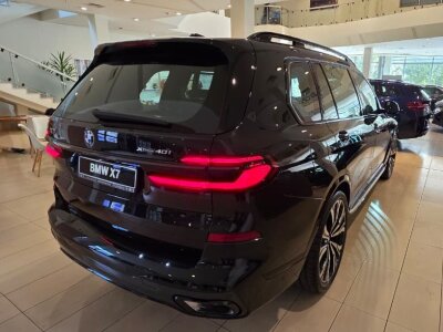 BMW X7, 2025