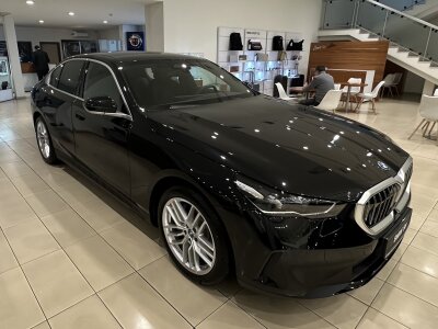 BMW i5, 2024