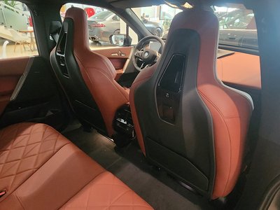 BMW iX xDrive45, 2025