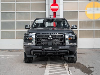 Mitsubishi L200, 2025