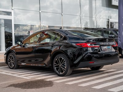 Toyota Camry, 2026
