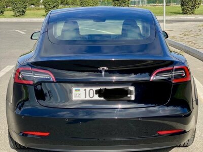 Tesla Model 3, 2021