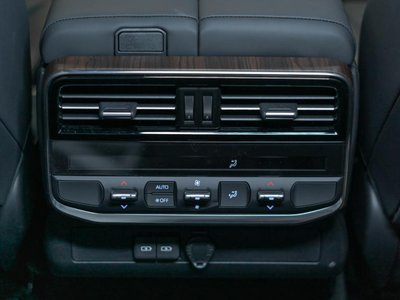 Toyota Land Cruiser, 2026