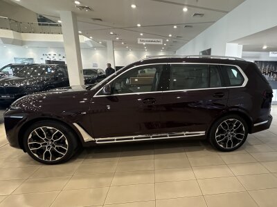 BMW X7, 2023