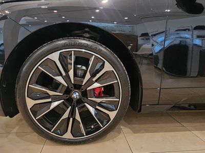 BMW iX xDrive45, 2025
