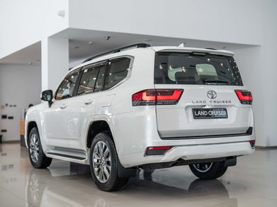 Toyota Land Cruiser, 2026
